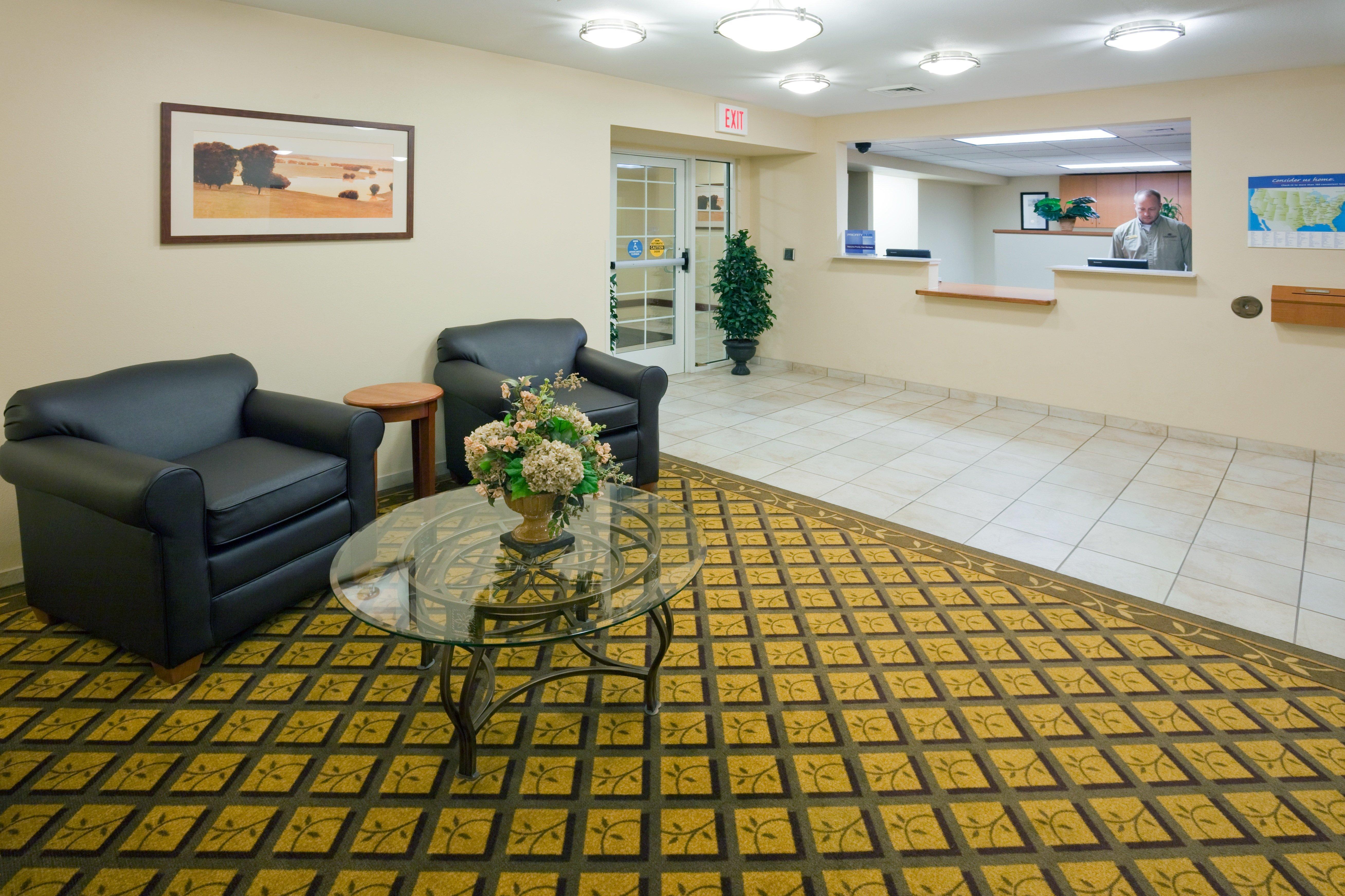 Candlewood Suites Milwaukee Brown Deer, An Ihg Hotel Wnętrze zdjęcie