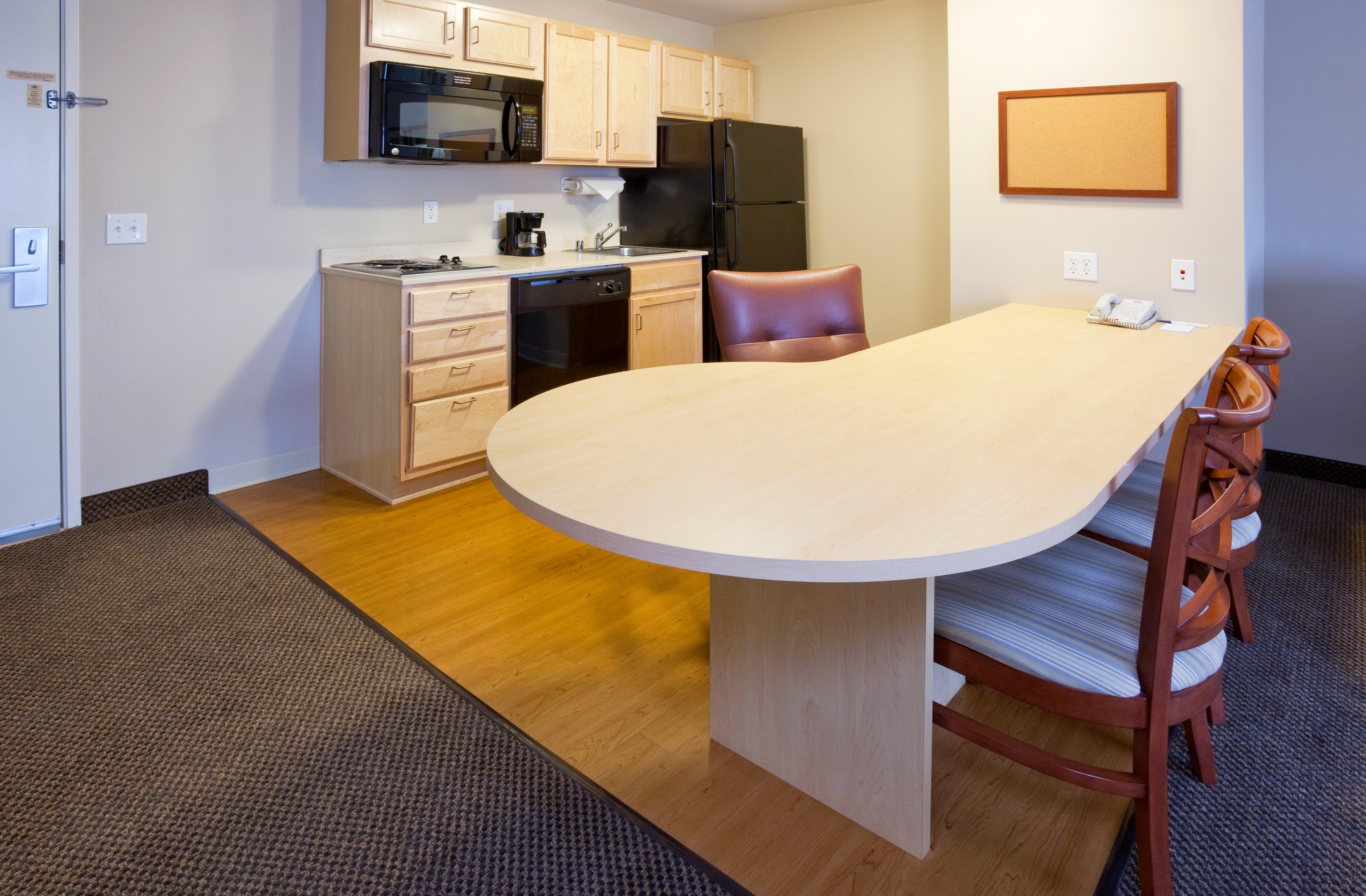 Candlewood Suites Milwaukee Brown Deer, An Ihg Hotel Zewnętrze zdjęcie