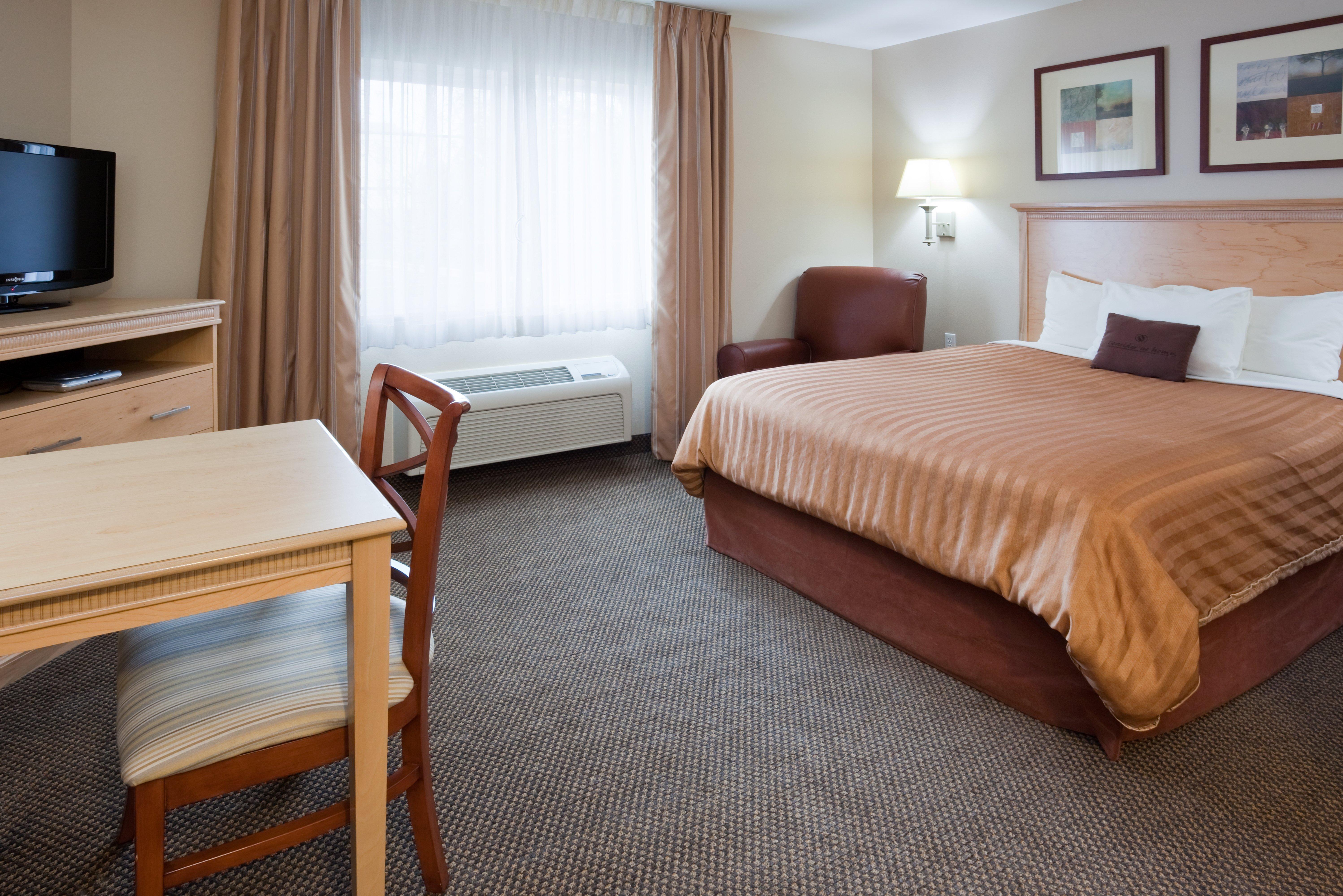 Candlewood Suites Milwaukee Brown Deer, An Ihg Hotel Zewnętrze zdjęcie