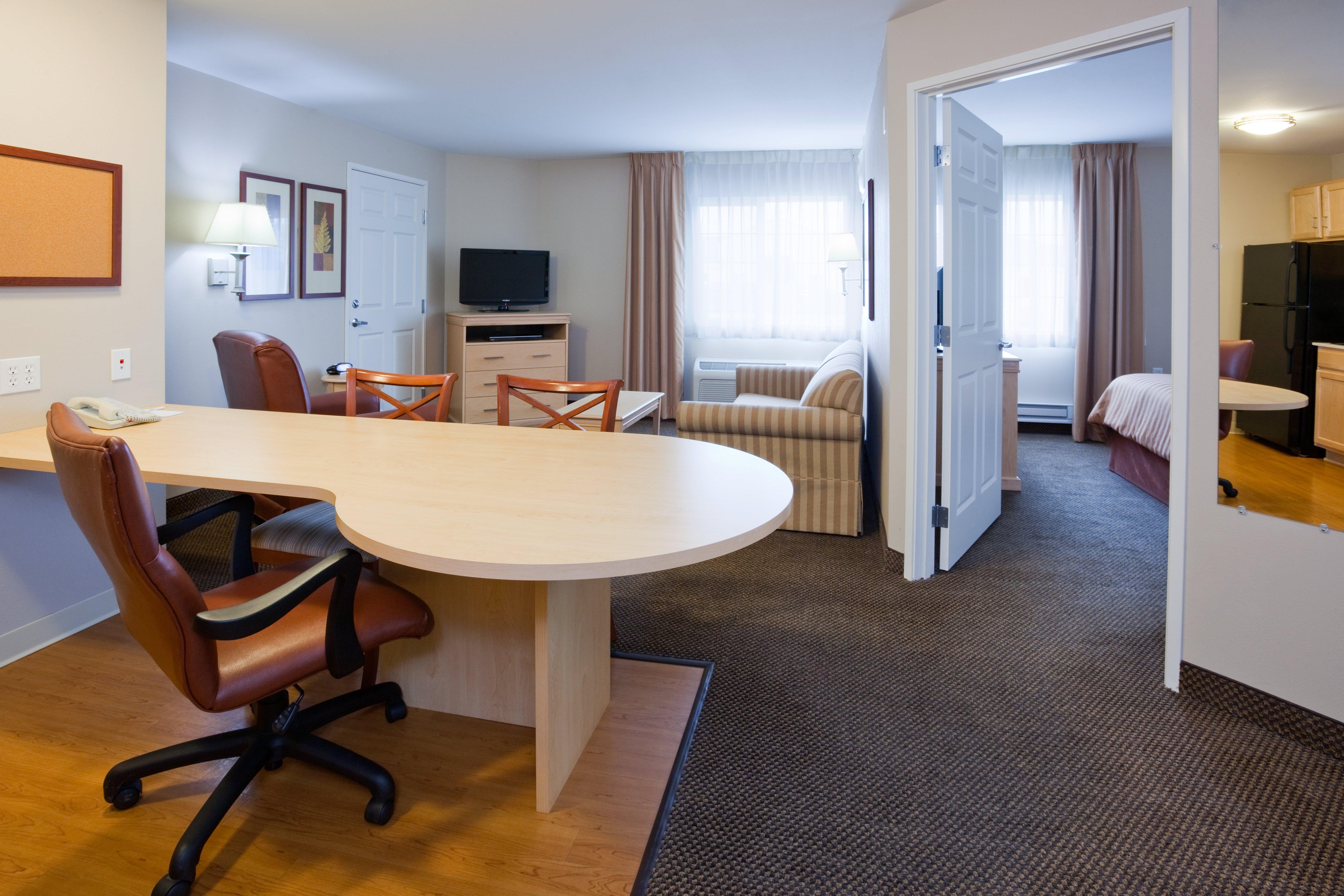 Candlewood Suites Milwaukee Brown Deer, An Ihg Hotel Zewnętrze zdjęcie